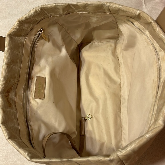 Authentic CHANEL Interlocking CC Logo Beige Travel Tote Line Leather Strap - Picture 8 of 13